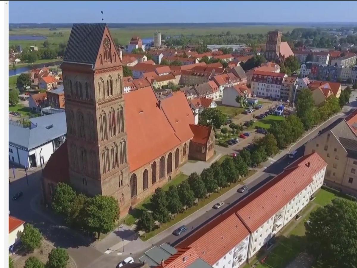 Ferienwohnung Kastanienblick Oder Parkblick, Oder Unser Radlerzimmer! Ziethen  Exteriér fotografie